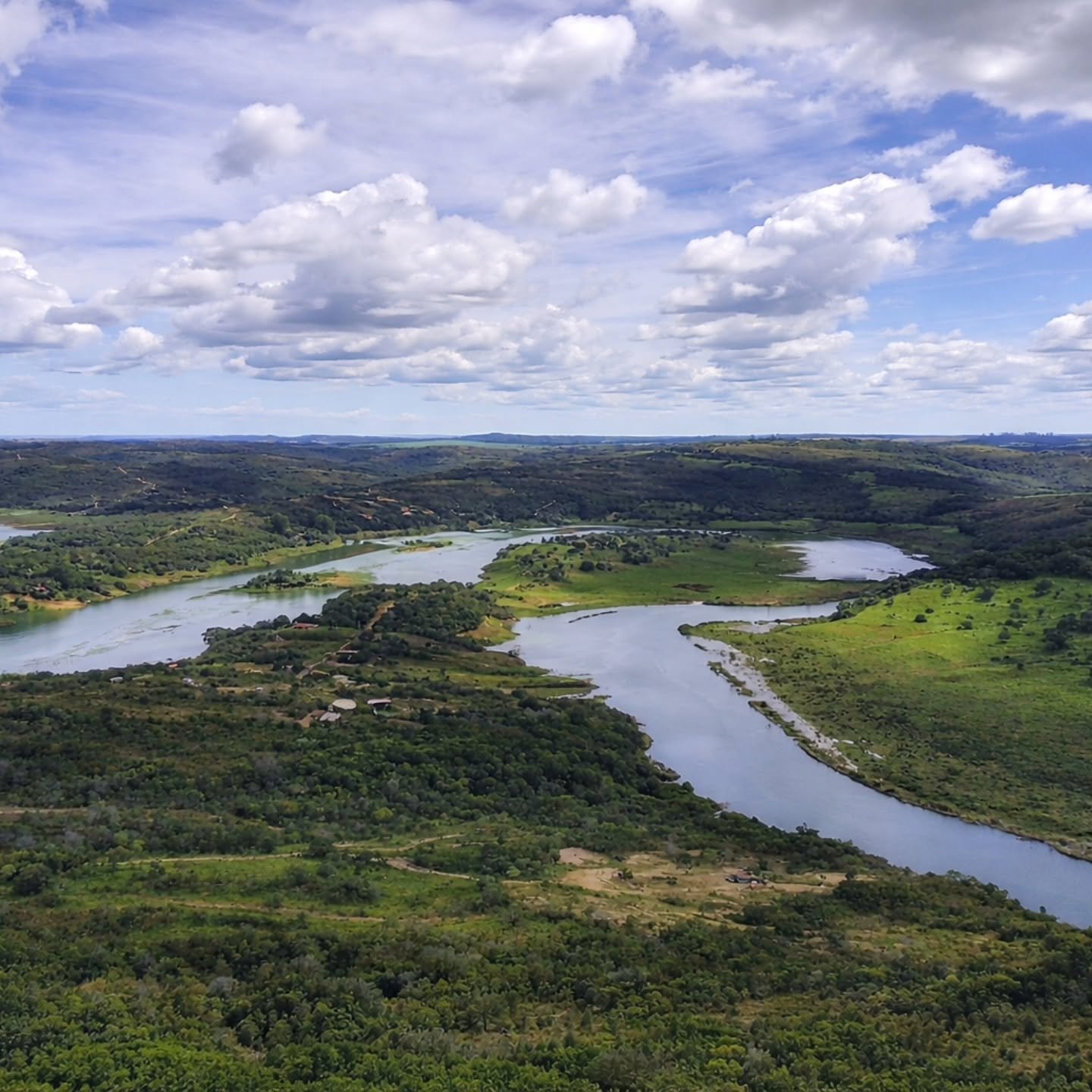 OPORTUNIDADE ÚNICA À BEIRA DO RIO SÃO MARCOS | Davinópolis-GO | 16,94 hectares — foto 8