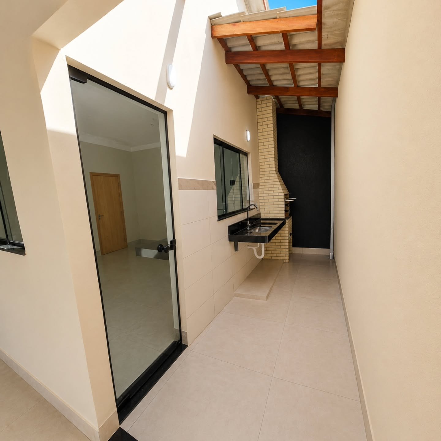 CASA À VENDA – BAIRRO DAS LARANJEIRAS | 159 m² — foto 2