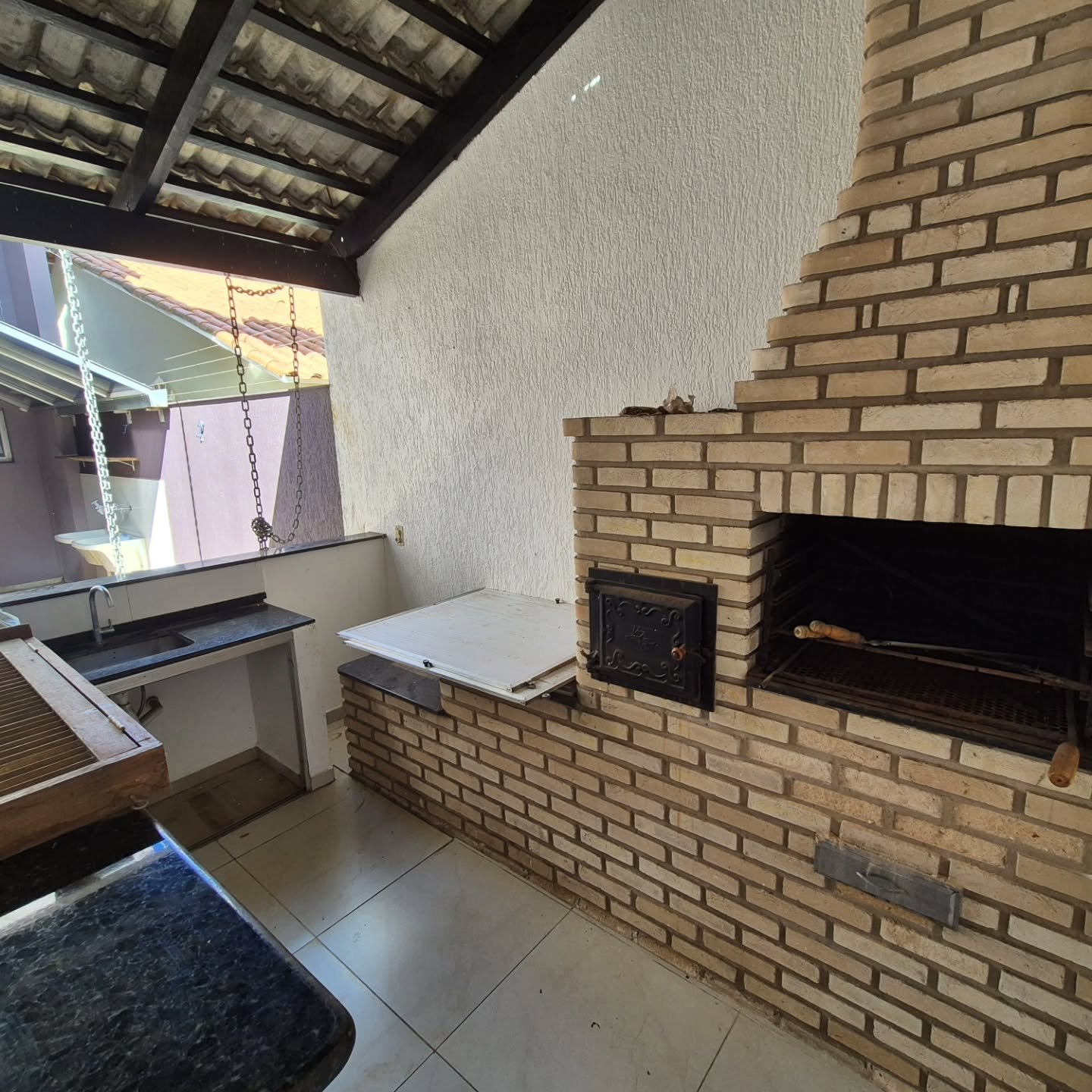 SOBRADO À VENDA – B. SANTA HELENA | 300 m² — foto 1
