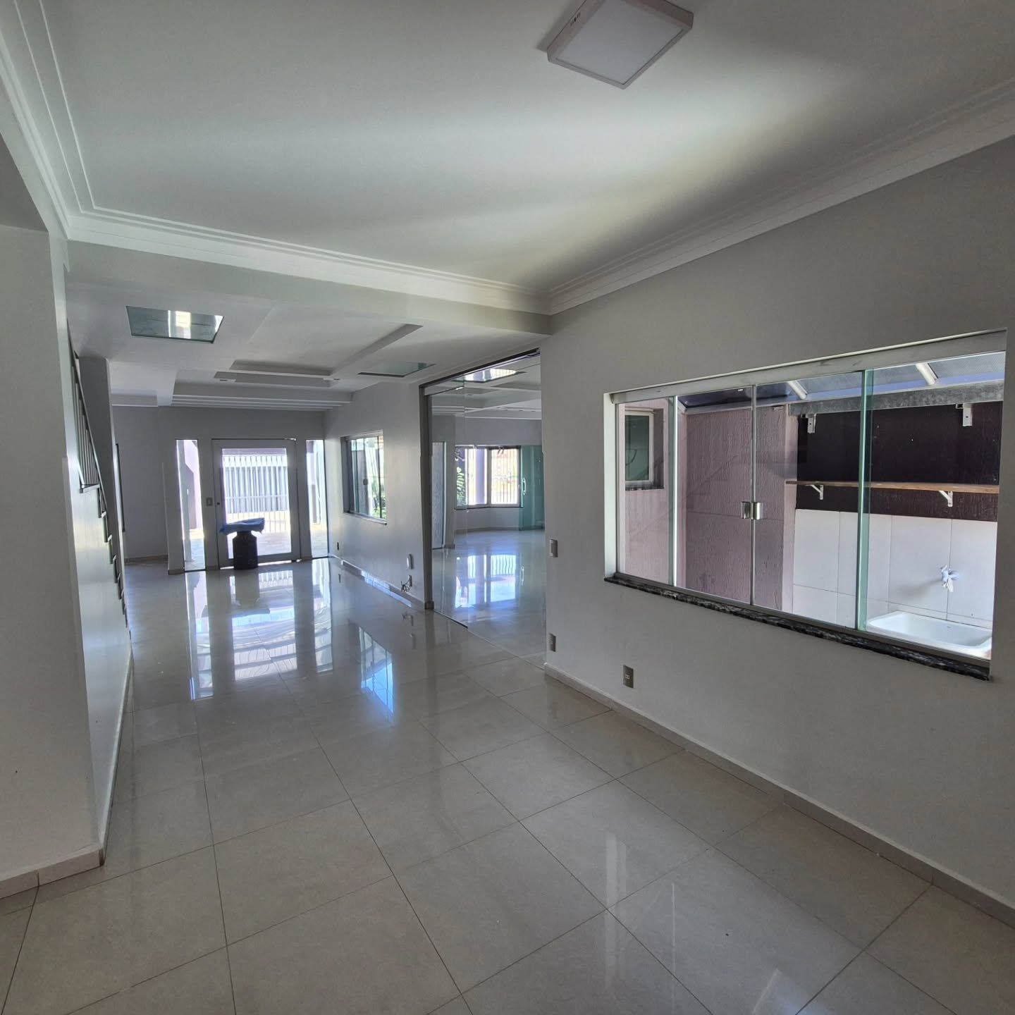 SOBRADO À VENDA – B. SANTA HELENA | 300 m² — foto 2