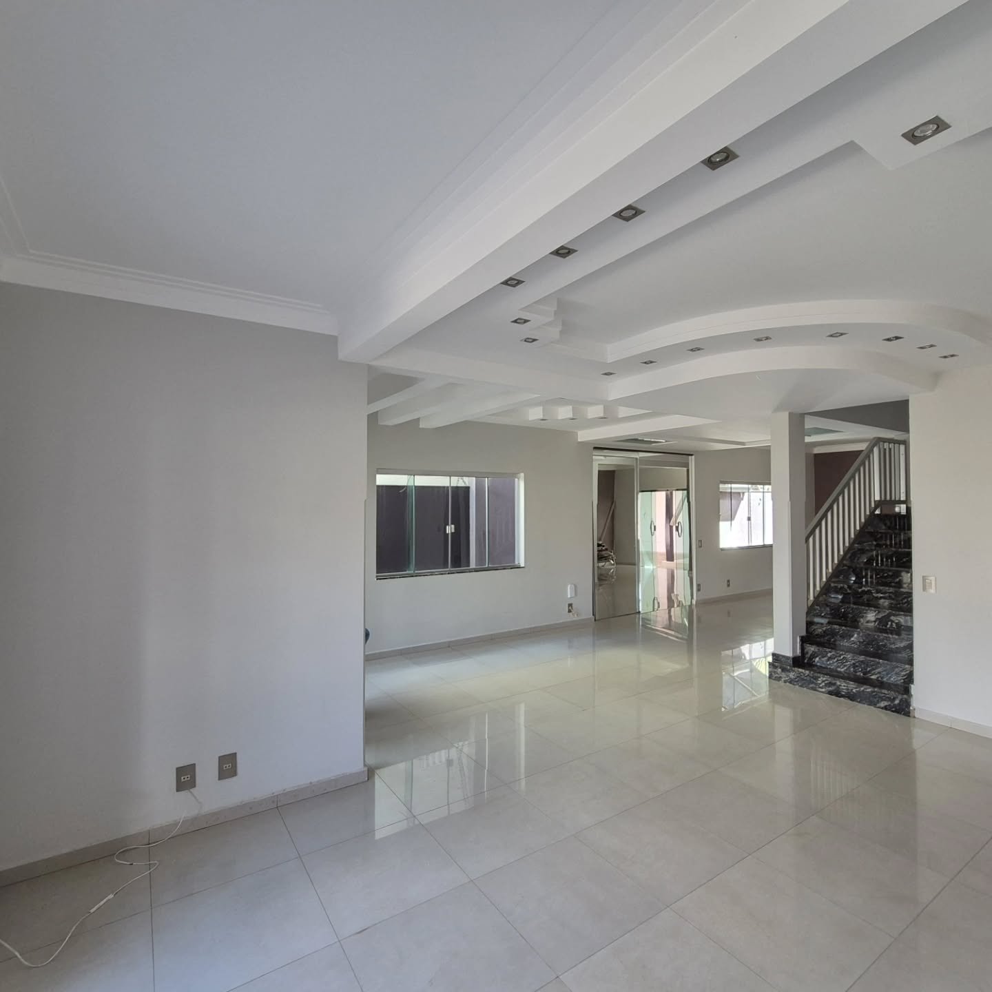 SOBRADO À VENDA – B. SANTA HELENA | 300 m² — foto 4