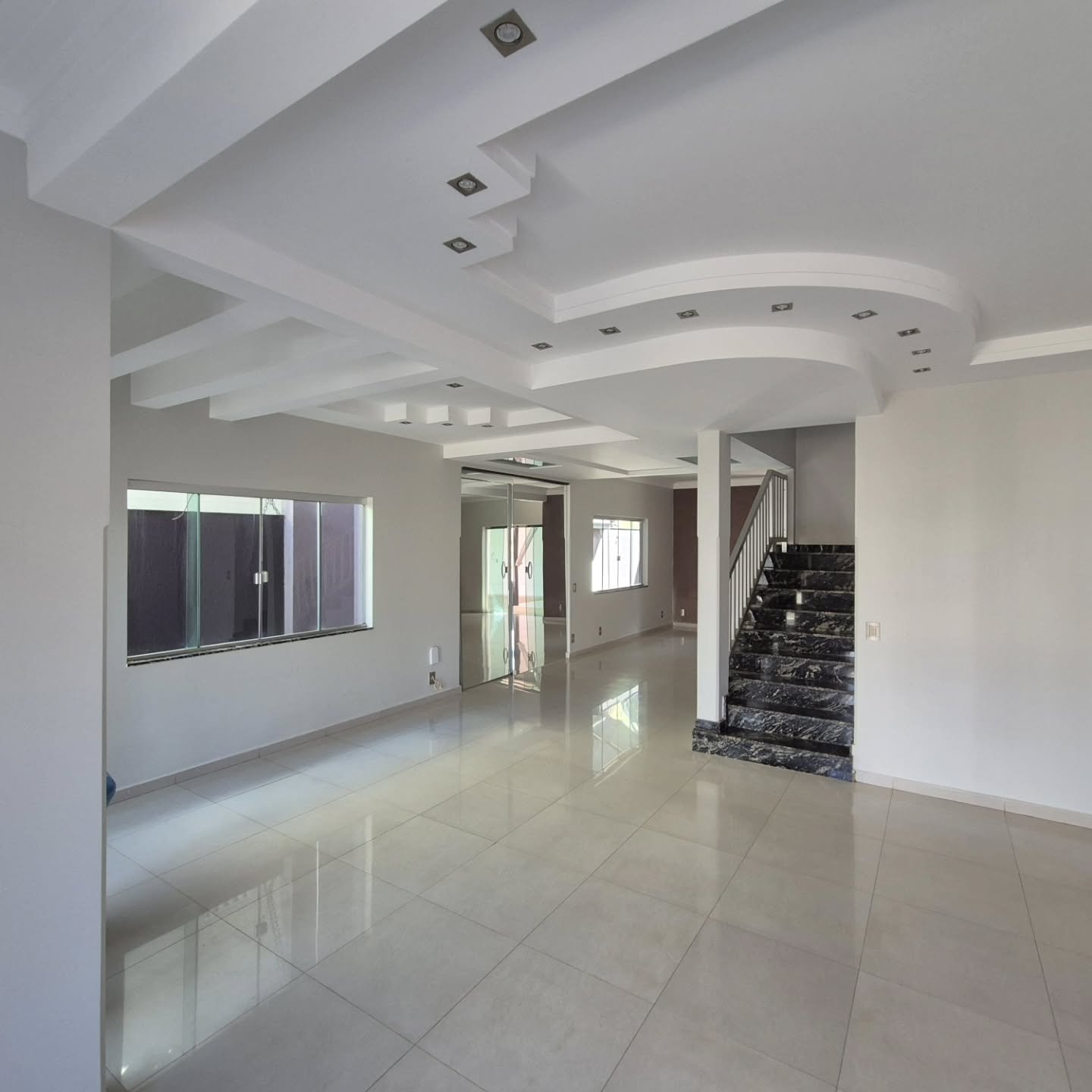 SOBRADO À VENDA – B. SANTA HELENA | 300 m² — foto 7