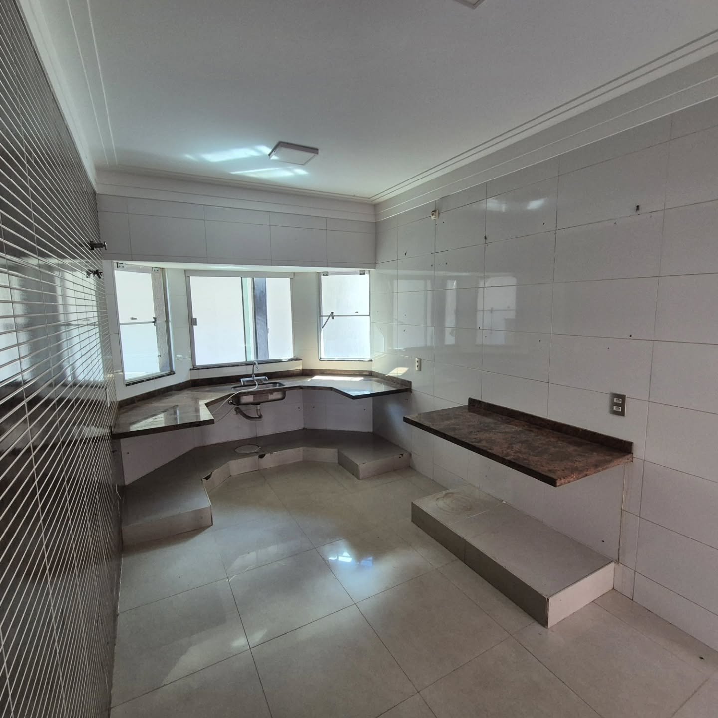 SOBRADO À VENDA – B. SANTA HELENA | 300 m² — foto 11