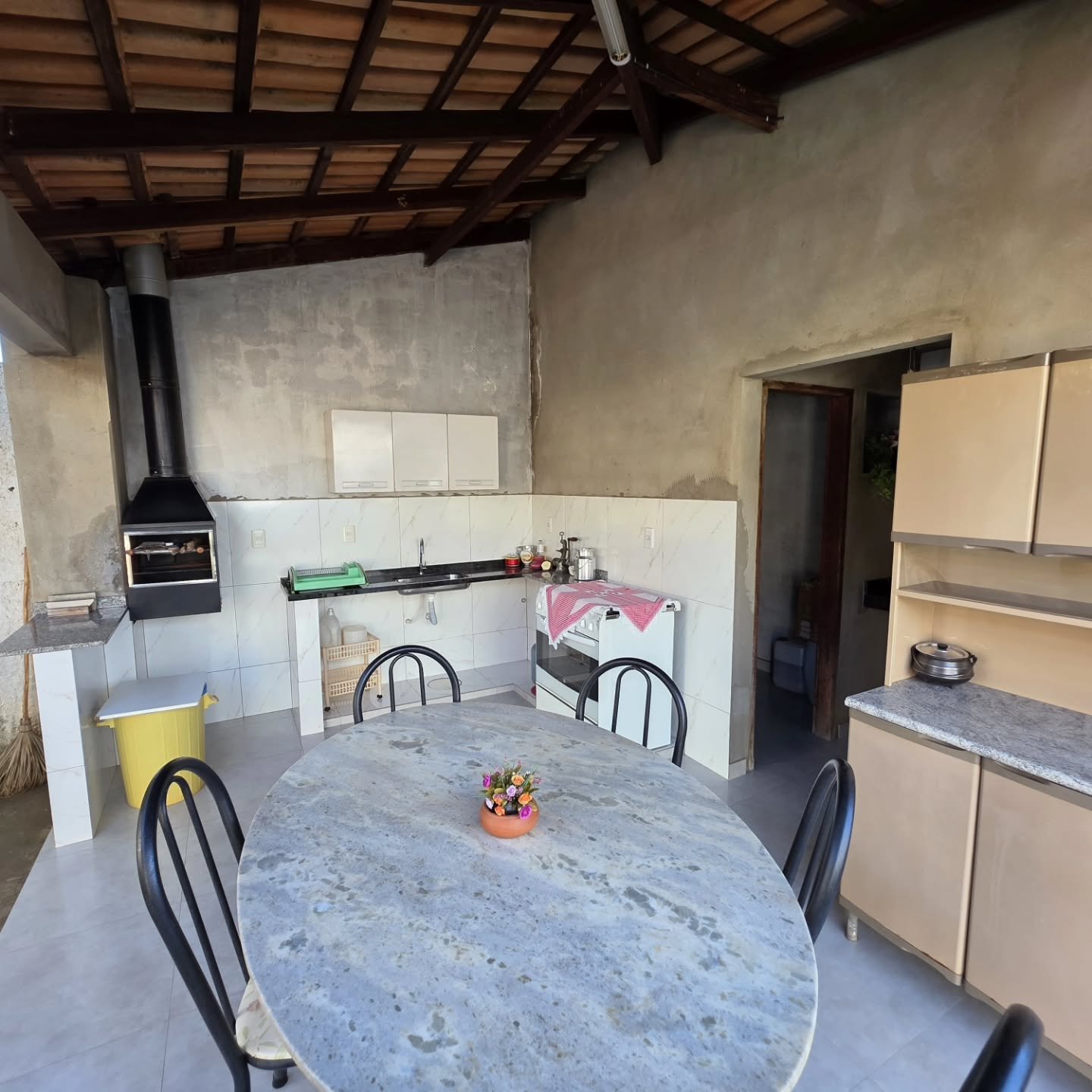 CASA À VENDA – SANTA TEREZINHA — foto 3